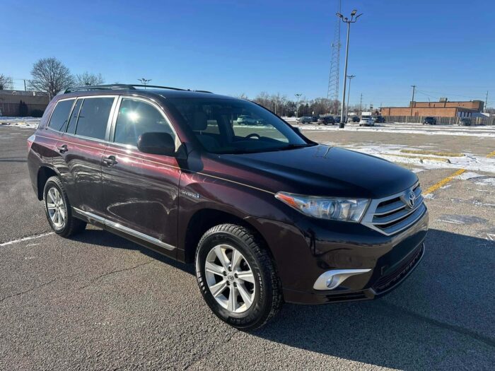 2013 Toyota Highlander Hybrid Sport Utility for sale